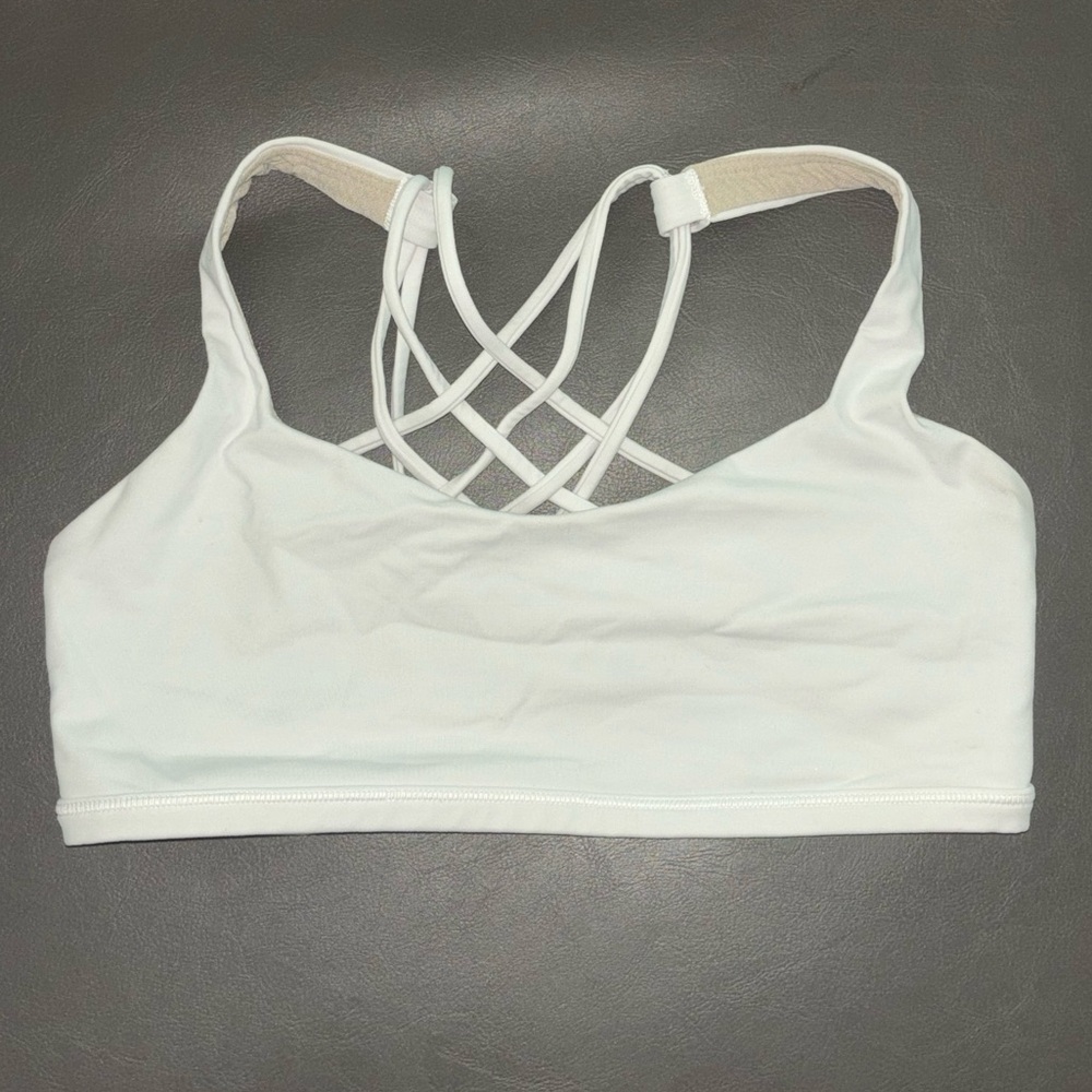 LULULEMON FREE TO BE BRA white size 6